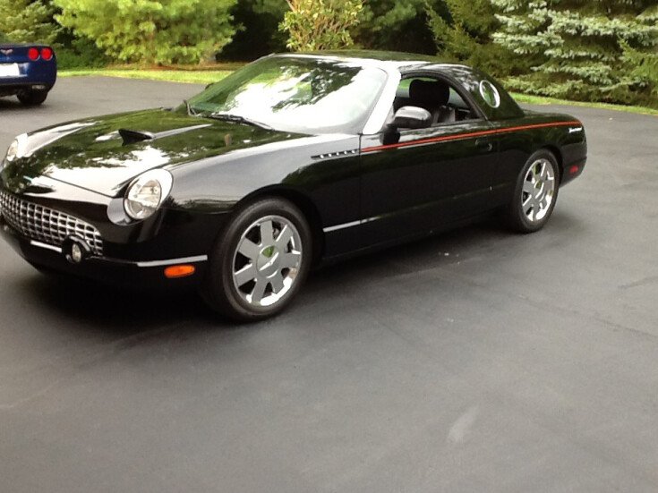Thumbnail Photo undefined for 2002 Ford Thunderbird